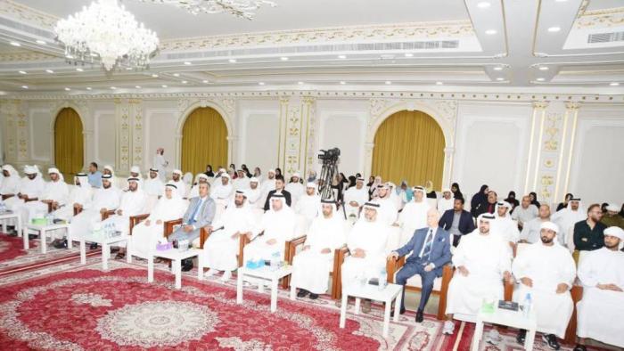 ندوة الشيخ زايد.. مآثر إنسانية تجاوزت الزمان والمكان في مركز سالم بن حم الثقافي